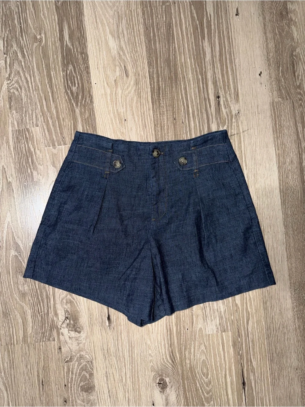 Evereve Josi A Line Short Size 25
